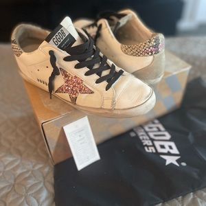 Golden Goose superstar